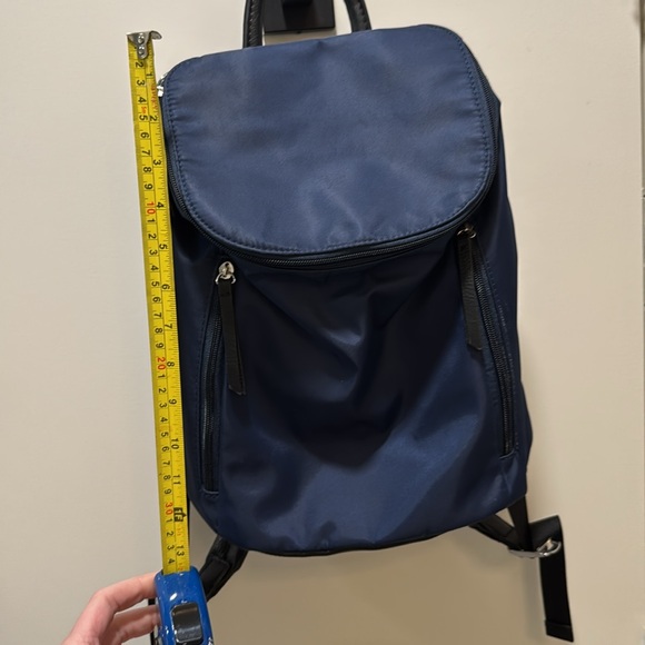 Seven Days Backpack - Picture 9 of 10